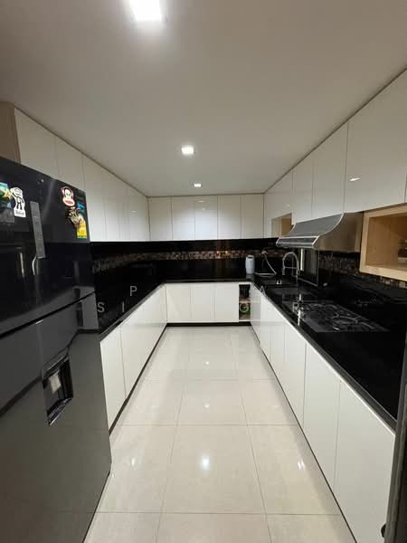 3-BR House, Bangkok, Rong Muang, Pathum Wan, Bangkok, 3 Bedrooms, 220 sqm, Single Detached House For Rent, by Pavana Sirikogar, 500195192 - DDproperty.com
