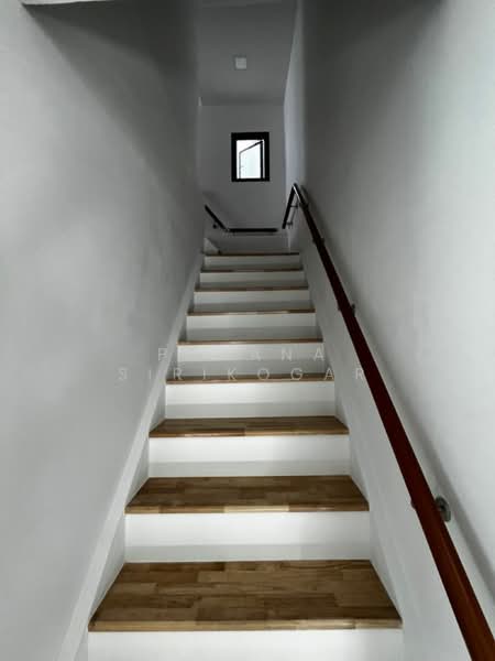 4-BR House, Bangkok, Phra Kanong Nua, Watthana, Bangkok, 4 Bedrooms, 225 sqm, Single Detached House For Rent, by Pavana Sirikogar, 500195204 - DDproperty.com