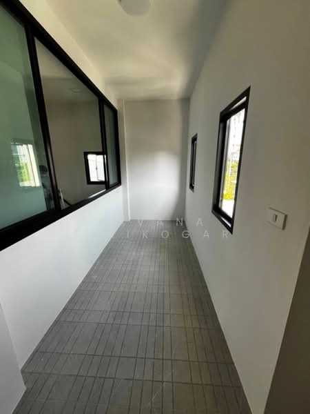 4-BR House, Bangkok, Phra Kanong Nua, Watthana, Bangkok, 4 Bedrooms, 225 sqm, Single Detached House For Rent, by Pavana Sirikogar, 500195204 - DDproperty.com