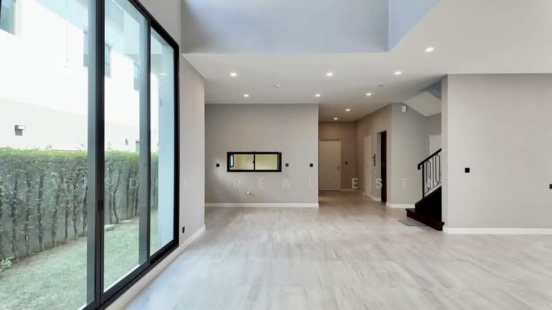 Grand Bangkok Boulevard Pinklao-Kanchana, Bangkok, Bang Ramat Rd, Bang Ra Mat, Taling Chan, Bangkok, 5 Bedrooms, 620 sqm, Single Detached House For Sale, by Wisdom Real Estate, 500195217 - DDproperty.com