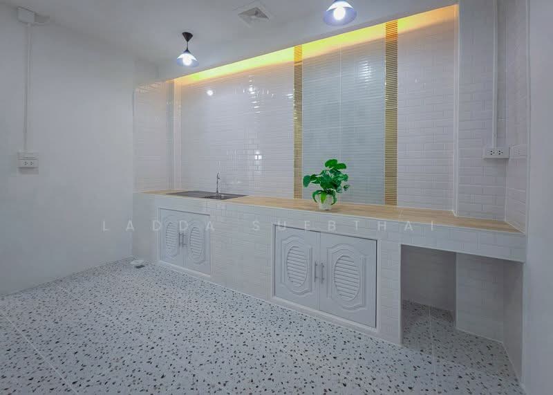 Buathong Thani, Nonthaburi, Soi Buathong Thani Village, Bang Bua Thong, Bang Bua Thong, Nonthaburi, 5 Bedrooms, 104 sqm, Single Detached House For Sale, by Ladda Suebthai, 500195241 - DDproperty.com