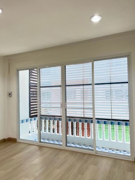 ให้เช่า อาคารพาณิชย์ 3 ชั้น ใกล้ BTS บางจาก เพียง 350 เมตร (SPSSR131), กรุงเทพ, สุขุมวิท95, บางจาก, พระโขนง, กรุงเทพ, 156 ตร.ม., ตึกแถว-อาคารพาณิชย์ ให้เช่า, โดย Khun Poon, 500195257 - DDproperty.com