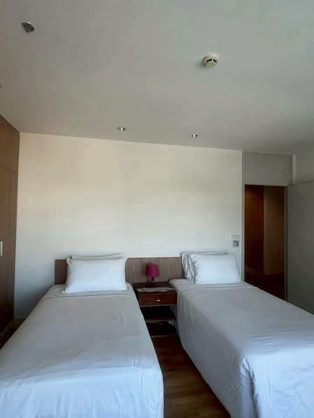 Royal Residence Park, Bangkok, 99 Royal Resident Park Lumphini, Lumphini, Pathum Wan, Bangkok, 4 Bedrooms, 275 sqm, Apartment For Rent, by Pavana Sirikogar, 500195263 - DDproperty.com