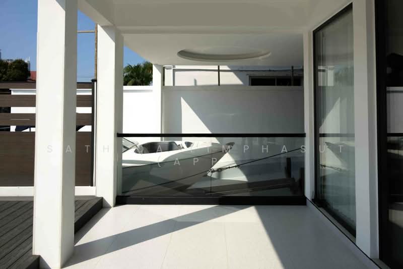 Jomtien Yacht Club 3 : จอมเทียนยอร์ชคลับ 3, ชลบุรี, ซอยนาจอมเทียน 8 ถนนสุขุมวิท, นาจอมเทียน, สัตหีบ, ชลบุรี, 1,000 ตร.ม., บ้านเดี่ยว ขาย, โดย Sathida Limphasut (App), 500195271 - DDproperty.com