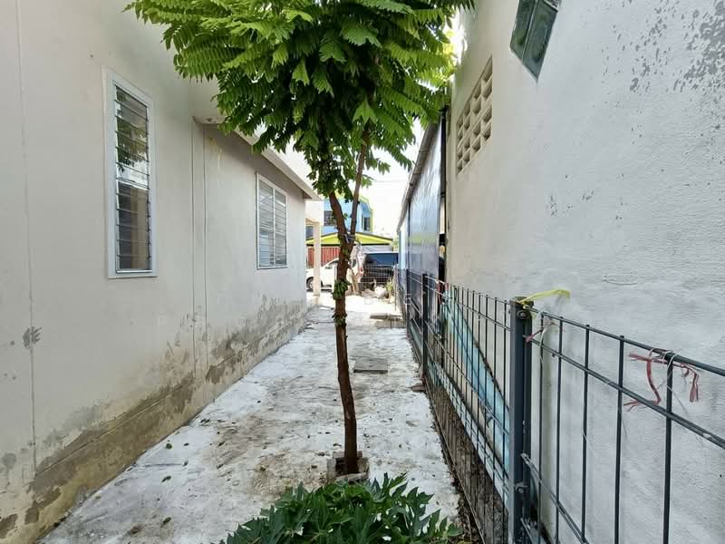 ขาย - เอื้ออาทรลาดใหญ่ สมุทรสงคราม, สมุทรสงคราม