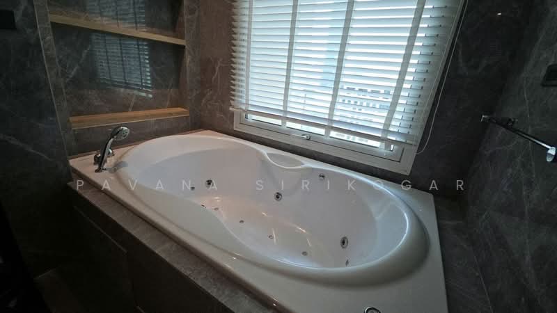 The Park Chidlom, กรุงเทพ, 1 ซอยชิดลม แขวงลุมพินี เขตปทุมวัน กรุงเทพมหานคร, ปทุมวัน, ปทุมวัน, กรุงเทพ, 245 ตร.ม., คอนโด ให้เช่า, โดย Pavana Sirikogar, 500195291 - DDproperty.com