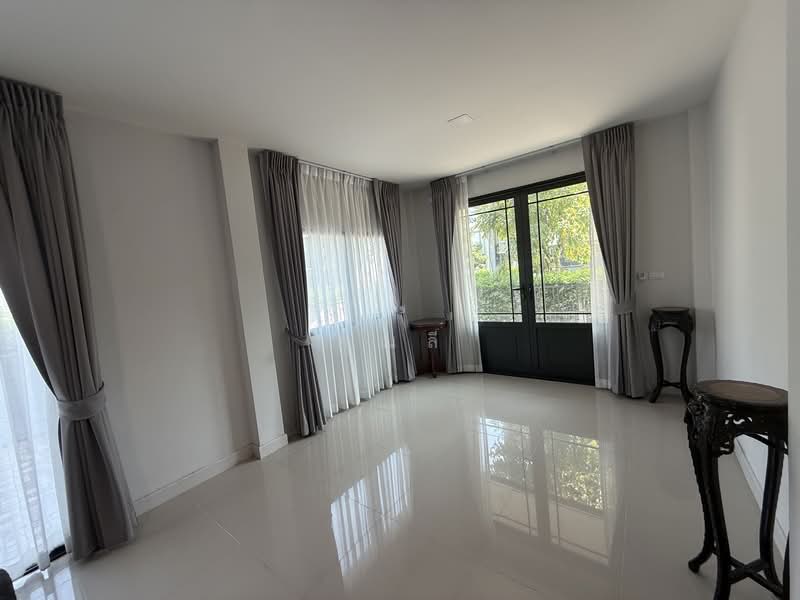 Grande Pleno Phahol-Vibhavadi, Pathum Thani, Klong 1 Klongluang, Khlong Nung, Khlong Luang, Pathum Thani, 3 Bedrooms, 161 sqm, Townhouse For Sale, by คุณลี, 500195311 - DDproperty.com
