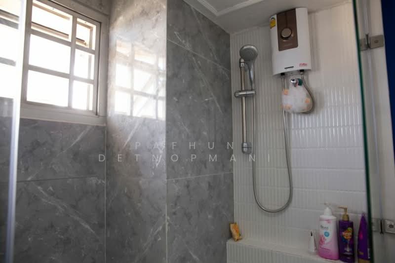 Premier Place, Bangkok, 146 Soi Seri 9, New Rama 9 Road, Suan Luang, Suan Luang, Bangkok, 2 Bedrooms, 65 sqm, Condo For Sale, by Pafhun Detnopmani , 500195318 - DDproperty.com