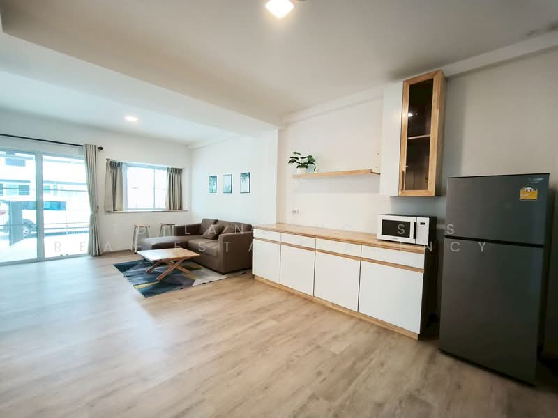 Indy 2 Bangna-Ramkhamhaeng 2 : อินดี้ 2 บางนา-รามคําแหง2, กรุงเทพ, ซ.รามคำแหง 2, ดอกไม้, ประเวศ, กรุงเทพ, 99 ตร.ม., ทาวน์เฮ้าส์ ให้เช่า, โดย YTD Land&houses Real Estate Agency, 500195376 - DDproperty.com