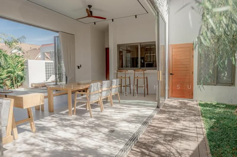 Stunning Modern Tropical Japanese Zen Villa, Chon Buri (Pattaya), Nong Pru, Bang Lamung (Pattaya), Chon Buri (Pattaya), 4 Bedrooms, 410 sqm, Villa For Sale, by Sathida Limphasut (App), 500195404 - DDproperty.com