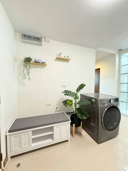 Ivy Ratchada, Bangkok, Soi Ratchadapisek 20, Ratchadapisek Road, Samsen Nok, Huai Khwang, Bangkok, 2 Bedrooms, 64 sqm, Condo For Rent, by Pafhun  Detnopmani , 500195419 - DDproperty.com