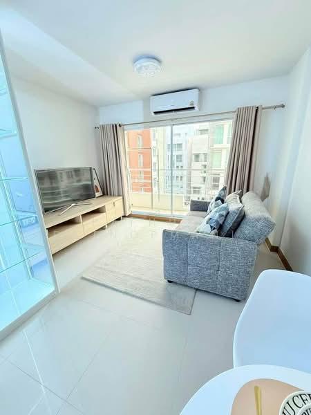 Ivy Ratchada, Bangkok, Soi Ratchadapisek 20, Ratchadapisek Road, Samsen Nok, Huai Khwang, Bangkok, 2 Bedrooms, 64 sqm, Condo For Rent, by Pafhun  Detnopmani , 500195419 - DDproperty.com