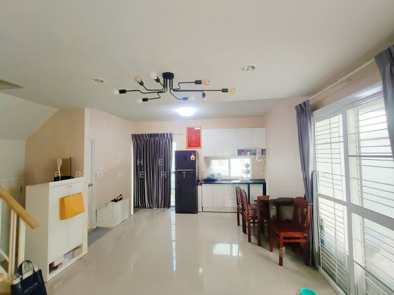 หมู่บ้านเดอะวิลเลจ บางนา-วงแหวน2 (The Village Bangna-Wongwaen2), Samut Prakan, Bangphli Yai, Bang Plee, Samut Prakan, 3 Bedrooms, 120 sqm, Townhouse For Sale, by The Best Property  ซายน์, 500195432 - DDproperty.com