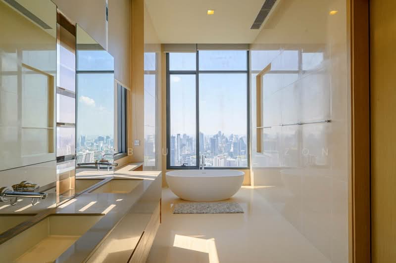 The Esse Asoke, Bangkok, 333 Soi Sukhumvit 21, Sukhumvit Road, Khlongtoei Nua, Watthana, Bangkok, 2 Bedrooms, 158 sqm, Condo For Sale, by Eastblue Horizon, 500195443 - DDproperty.com