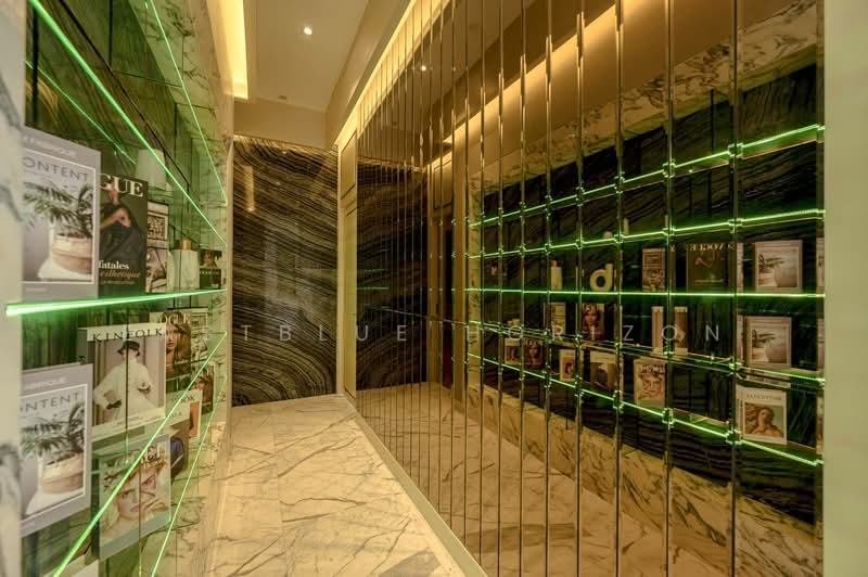 The Esse Asoke, Bangkok, 333 Soi Sukhumvit 21, Sukhumvit Road, Khlongtoei Nua, Watthana, Bangkok, 2 Bedrooms, 158 sqm, Condo For Sale, by Eastblue Horizon, 500195443 - DDproperty.com