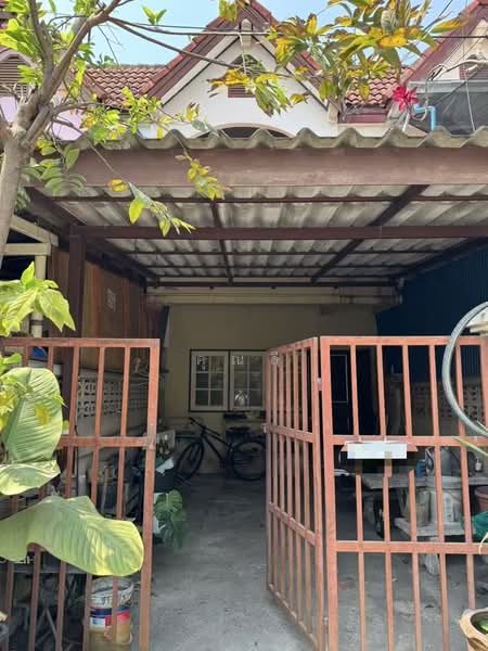 ขาย - ราคาดี เดินทางสะดวก ! ขายทาวน์เฮาส์2 ชั้น 17 ตารางวา ใกล้สนามบินสุวรรณภูมิ ! ขายด่วนมาก, สมุทรปราการ