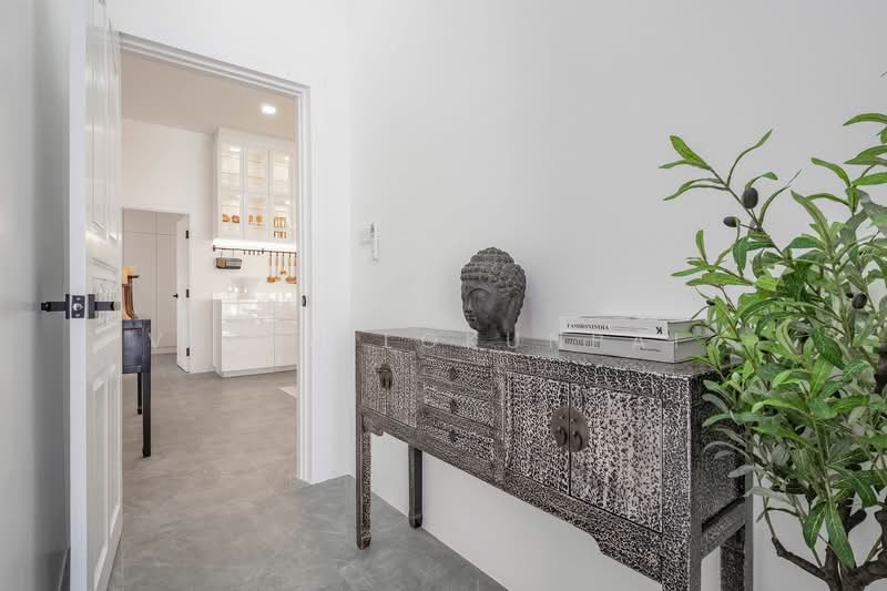 Srisuk Villa Pattaya, Chon Buri (Pattaya), Nong Pru, Bang Lamung (Pattaya), Chon Buri (Pattaya), 5 Bedrooms, 220 sqm, Villa For Sale, by Valen Lokunpai , 500195505 - DDproperty.com