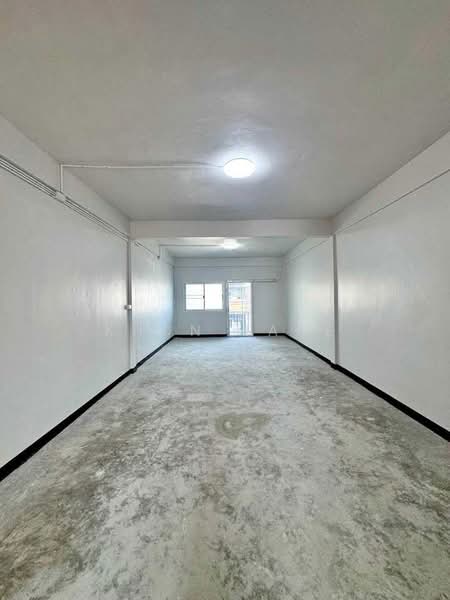 Commercial building f for Rent Near Mengjai Intersection (SPSJP204), Bangkok, แยกประชาอุทิศ​ (แยกเหม่งจ๋าย)​, Samsen Nok, Huai Khwang, Bangkok, , 110 sqm, Shophouse For Rent, by Khun Jane, 500195510 - DDproperty.com