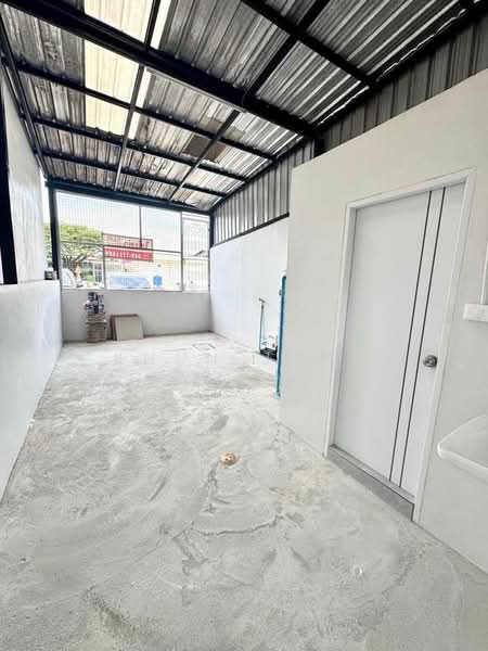 Commercial building f for Rent Near Mengjai Intersection (SPSJP204), Bangkok, แยกประชาอุทิศ​ (แยกเหม่งจ๋าย)​, Samsen Nok, Huai Khwang, Bangkok, , 110 sqm, Shophouse For Rent, by Khun Jane, 500195510 - DDproperty.com