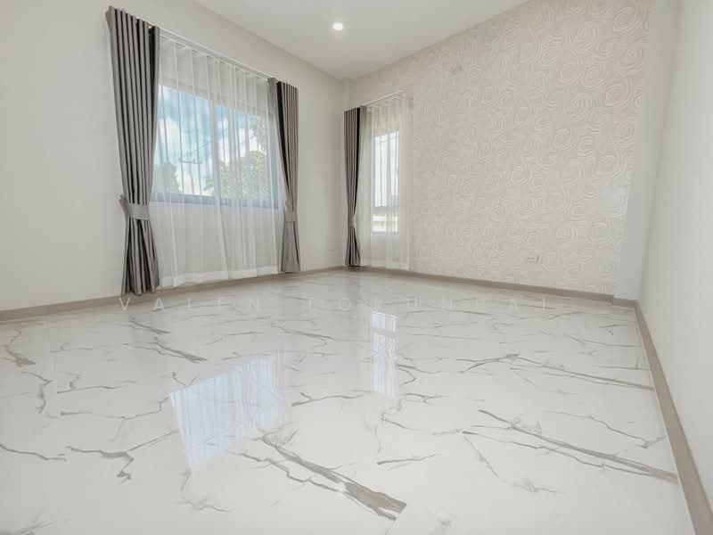 บ้าน 3-ห้องนอน, ชลบุรี, ห้วยใหญ่, บางละมุง, ชลบุรี, 204 ตร.ม., บ้านเดี่ยว ขาย, โดย Valen Lokunpai , 500195513 - DDproperty.com