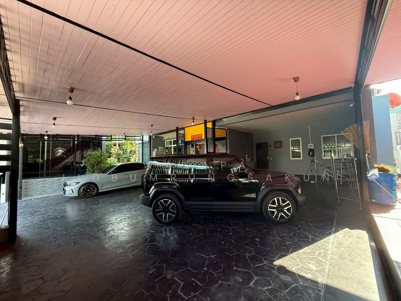 Casa Premium On Nut-Wongwaen, Bangkok, Kanchanaphisek Road, Dok Mai, Prawet, Bangkok, 4 Bedrooms, 328 sqm, Single Detached House For Rent, by Walapa Jidbumrungsakun, 500195528 - DDproperty.com