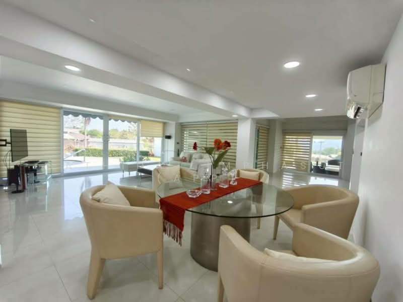 Phoenix Gold Golf & Country Club, Chon Buri (Pattaya), Huai Yai, Bang Lamung (Pattaya), Chon Buri (Pattaya), 3 Bedrooms, 280 sqm, Villa For Rent, by Sathida Limphasut (App), 500195540 - DDproperty.com