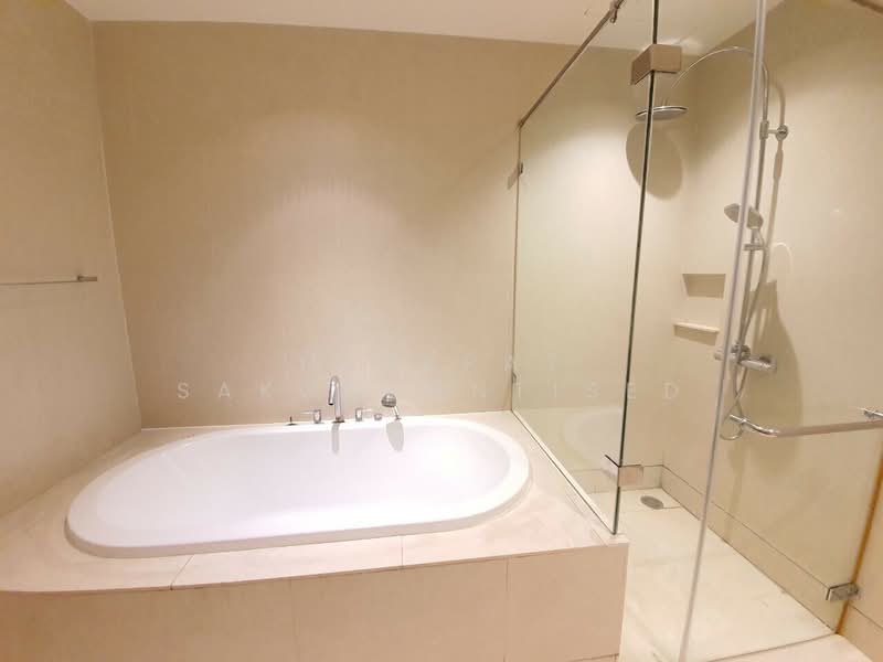 The Emporio Place, Bangkok, 93 Soi Sukhumvit 24, Sukhumvit Road, Khong Tan, Khlong Toei, Bangkok, 1 Bedroom, 85 sqm, Condo For Rent, by Tanapat Sakonsontised, 500195578 - DDproperty.com