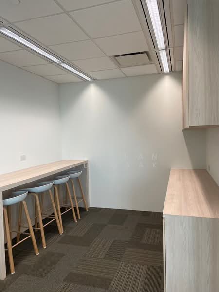 Beautiful Furnished Office with balcony, Bangkok, Samsen Nai, Phaya Thai, Bangkok, , 100 sqm, Office Space For Rent, by Suphanan Saengsak, 500195592 - DDproperty.com