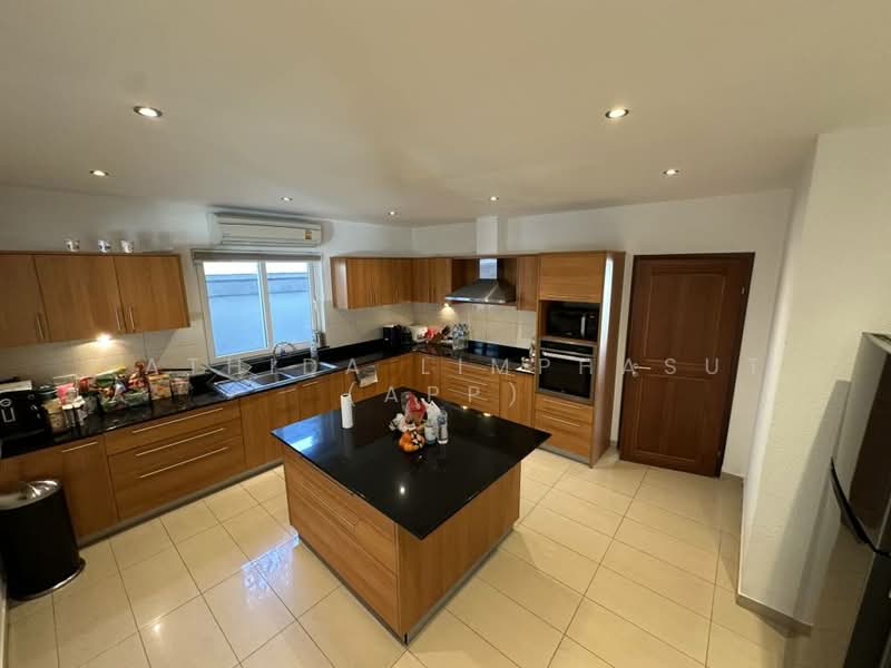 Siam Royal View, Chon Buri (Pattaya), Nong Pru, Bang Lamung (Pattaya), Chon Buri (Pattaya), 4 Bedrooms, 450 sqm, Villa For Sale, by Sathida Limphasut (App), 500195597 - DDproperty.com