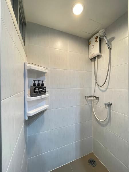 Lumpini Ville On Nut-Latkrabang, Bangkok, Lat Krabang Road, Lat Krabang, Lat Krabang, Bangkok, 2 Bedrooms, 58 sqm, Condo For Rent, by Tanapat Sakonsontised, 500195605 - DDproperty.com