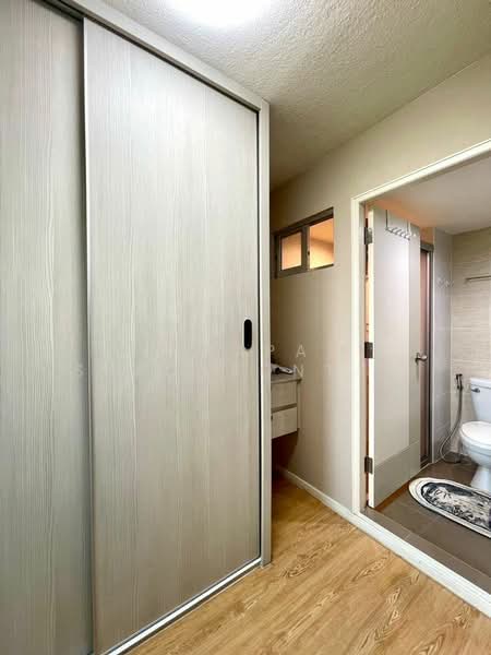 Lumpini Ville On Nut-Latkrabang, Bangkok, Lat Krabang Road, Lat Krabang, Lat Krabang, Bangkok, 2 Bedrooms, 58 sqm, Condo For Rent, by Tanapat Sakonsontised, 500195605 - DDproperty.com