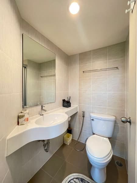 Lumpini Ville On Nut-Latkrabang, Bangkok, Lat Krabang Road, Lat Krabang, Lat Krabang, Bangkok, 2 Bedrooms, 58 sqm, Condo For Rent, by Tanapat Sakonsontised, 500195605 - DDproperty.com