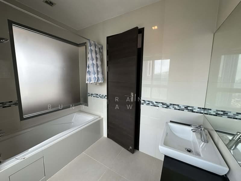 IDEO Q Phayathai, Bangkok, 138 Phayathai Road, Thung Phaya Thai, Ratchathewi, Bangkok, 2 Bedrooms, 80 sqm, Condo For Rent, by Daran Buntakawinkul, 500195622 - DDproperty.com