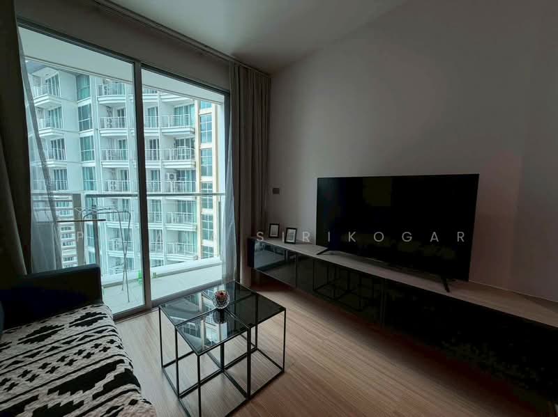 Sky Walk Residences, Bangkok, 1599 Sukhumvit Road, Phra Kanong Nua, Watthana, Bangkok, 2 Bedrooms, 60 sqm, Condo For Rent, by Pavana Sirikogar, 500195636 - DDproperty.com