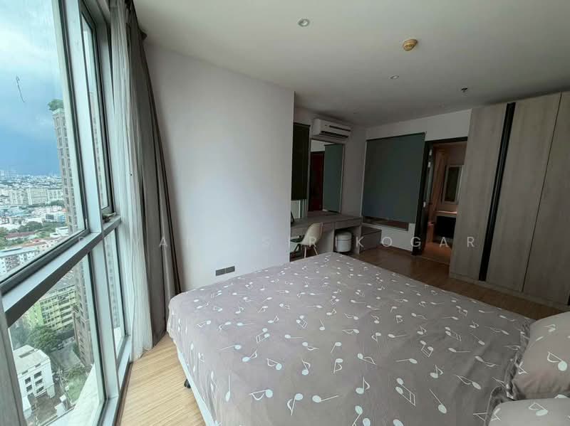 Sky Walk Residences, Bangkok, 1599 Sukhumvit Road, Phra Kanong Nua, Watthana, Bangkok, 2 Bedrooms, 60 sqm, Condo For Rent, by Pavana Sirikogar, 500195636 - DDproperty.com