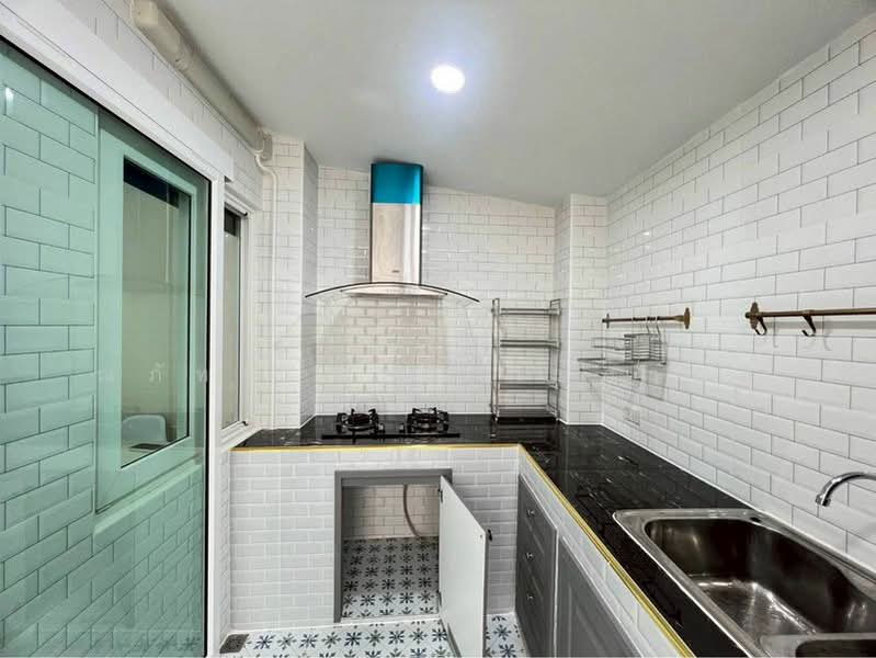 Golden Town Chalermprakiat - Suanluang : โกลเด้น ทาวน์ เฉลิมพระเกียรติ - สวนหลวง, กรุงเทพ, ซอย เฉลิมพระเกียรติ ร. 9 ซอย 30 แยก 14  ถนนกาญจนาภิเษก, ดอกไม้, ประเวศ, กรุงเทพ, 96 ตร.ม., ทาวน์เฮ้าส์ ให้เช่า, โดย ณภัทร พรสิริเมธากุล, 500195659 - DDproperty.com