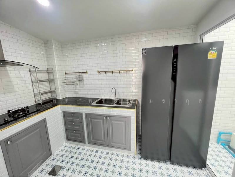 Golden Town Chalermprakiat - Suanluang, Bangkok, Soi Chaloem Phrakiat Rama 9 Soi 30 Yaek 14, Kanchanaphisek Road, Dok Mai, Prawet, Bangkok, 3 Bedrooms, 96 sqm, Townhouse For Rent, by ณภัทร พรสิริเมธากุล, 500195659 - DDproperty.com