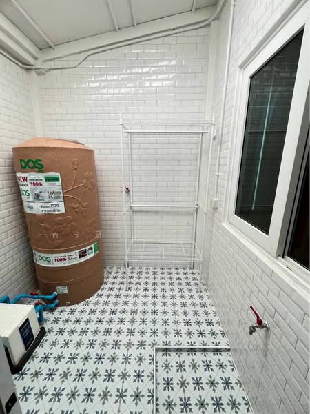 Golden Town Chalermprakiat - Suanluang, Bangkok, Soi Chaloem Phrakiat Rama 9 Soi 30 Yaek 14, Kanchanaphisek Road, Dok Mai, Prawet, Bangkok, 3 Bedrooms, 96 sqm, Townhouse For Rent, by ณภัทร พรสิริเมธากุล, 500195659 - DDproperty.com