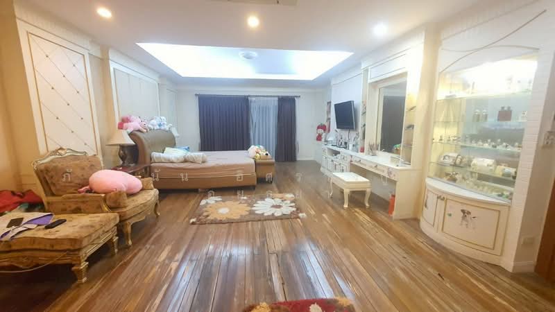 บ้านเดี่ยว 3 ชั้น ถนนสืบสิริ ซอยสืบสิริ 3/22 ตำบลในเมือง อำเภอเมืองนครราชสีมา จังหวัดนครราชสีมา, นครราชสีมา, มิตรภาพ, ปรุใหญ่, เมืองนครราชสีมา, นครราชสีมา, 1,576 ตร.ม., บ้านเดี่ยว ขาย, โดย ภัทรนัน อิศรางกูร ณ อยุธยา, 500195665 - DDproperty.com