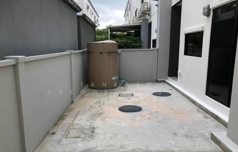 Baan Klang Muang Ramintra-Watcharapol : บ้านกลางเมือง รามอินทรา-วัชรพล, กรุงเทพ, ทางพิเศษฉลองรัช, ออเงิน, สายไหม, กรุงเทพ, 145 ตร.ม., ทาวน์เฮ้าส์ ขาย, โดย Tanapat Sakonsontised, 500195666 - DDproperty.com