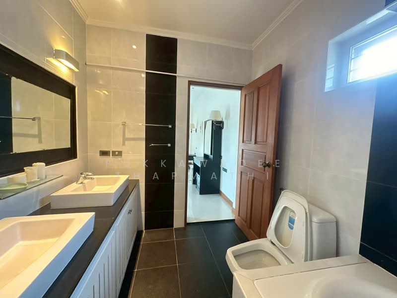 Foxlea Villa, Chon Buri (Pattaya), Nong Pla Lai, Bang Lamung (Pattaya), Chon Buri (Pattaya), 4 Bedrooms, 800 sqm, Villa For Rent, by Pukkawadee Thapmathi, 500195676 - DDproperty.com