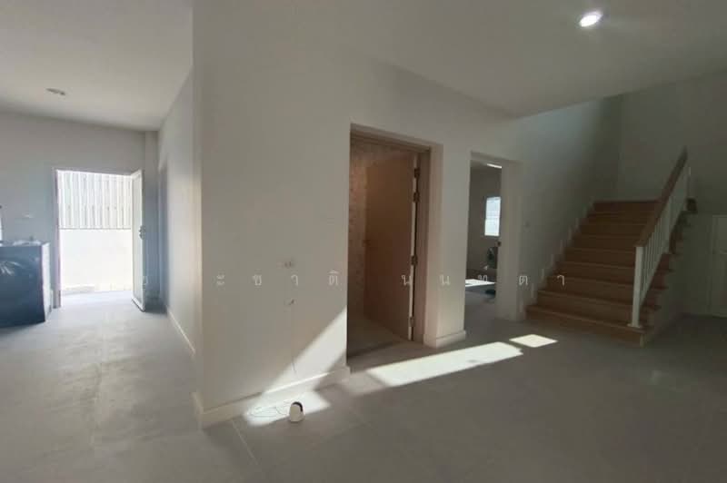 ขาย/เช่า บ้านเดี่ยว เนื้อที่ 68 ตร.ว. ซอยรัชดานิเวศน์ 14 (แยกเหม่งจ๋าย), กรุงเทพ, สามเสนนอก, ห้วยขวาง, กรุงเทพ, 270 ตร.ม., บ้านเดี่ยว ขาย, โดย ชนะชาติ นนท์ตา, 500195682 - DDproperty.com