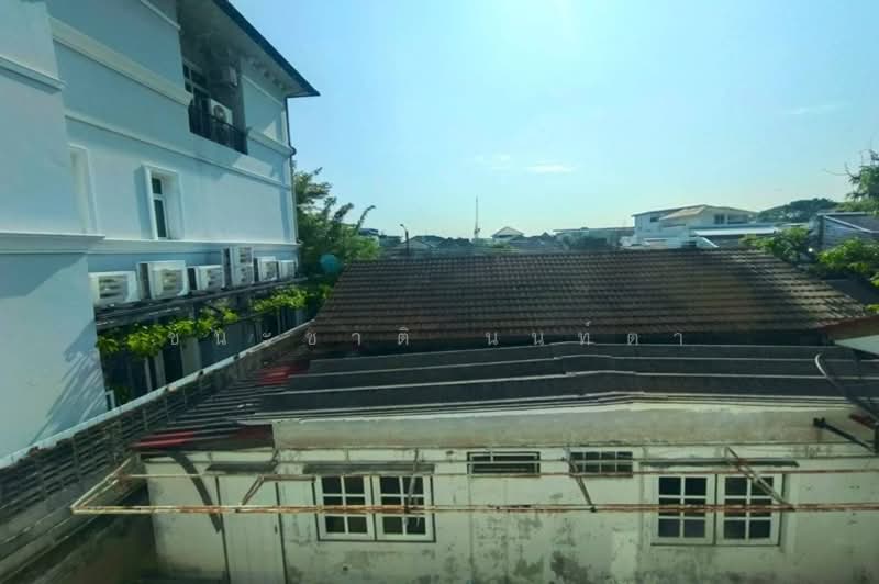 ขาย/เช่า บ้านเดี่ยว เนื้อที่ 68 ตร.ว. ซอยรัชดานิเวศน์ 14 (แยกเหม่งจ๋าย), กรุงเทพ, สามเสนนอก, ห้วยขวาง, กรุงเทพ, 270 ตร.ม., บ้านเดี่ยว ขาย, โดย ชนะชาติ นนท์ตา, 500195682 - DDproperty.com