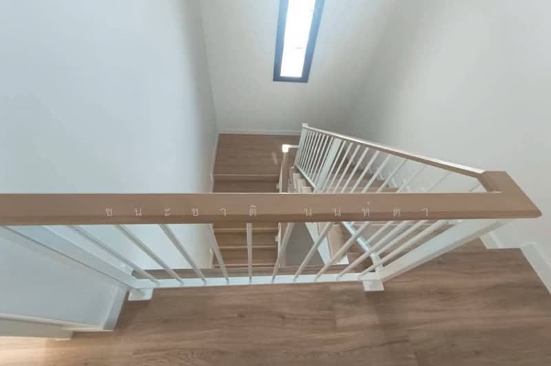 ขาย/เช่า บ้านเดี่ยว เนื้อที่ 68 ตร.ว. ซอยรัชดานิเวศน์ 14 (แยกเหม่งจ๋าย), Bangkok, Samsen Nok, Huai Khwang, Bangkok, 4 Bedrooms, 270 sqm, Single Detached House For Sale, by ชนะชาติ นนท์ตา, 500195682 - DDproperty.com