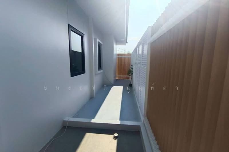 ขาย/เช่า บ้านเดี่ยว เนื้อที่ 68 ตร.ว. ซอยรัชดานิเวศน์ 14 (แยกเหม่งจ๋าย), กรุงเทพ, สามเสนนอก, ห้วยขวาง, กรุงเทพ, 270 ตร.ม., บ้านเดี่ยว ขาย, โดย ชนะชาติ นนท์ตา, 500195682 - DDproperty.com