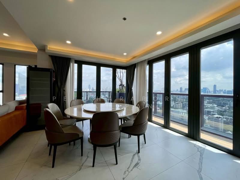Siamese Exclusive Sukhumvit 31, Bangkok, 75 Soi Sukhumvit 31, Khlong Tan Nua, Watthana, Bangkok, 3 Bedrooms, 180 sqm, Condo For Rent, by Petcharaporn Mahipan, 500195743 - DDproperty.com