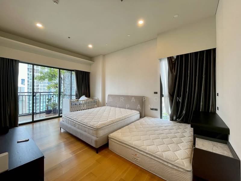 Siamese Exclusive Sukhumvit 31, Bangkok, 75 Soi Sukhumvit 31, Khlong Tan Nua, Watthana, Bangkok, 3 Bedrooms, 180 sqm, Condo For Rent, by Petcharaporn Mahipan, 500195743 - DDproperty.com