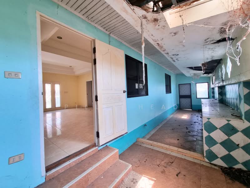 ขายด่วน! บ้านเดี่ยว 1 ชั้น ตามสภาพ ต่ำกว่าราคาตลาด โครงการบ้านสวนเนรมิต ชัยพฤกษ์ 2, Chon Buri (Pattaya), Nong Pru, Bang Lamung (Pattaya), Chon Buri (Pattaya), 4 Bedrooms, 250 sqm, Single Detached House For Sale, by Pillar Head, 500195753 - DDproperty.com