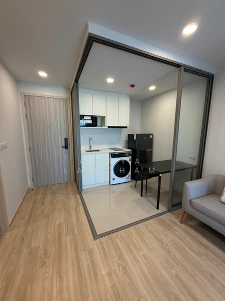 ESQUE Sukhumvit 101/1, Bangkok, Soi Wachiratham Sathit 25, Bang Chak, Phra Khanong, Bangkok, 1 Bedroom, 34 sqm, Condo For Rent, by Araya Laokham, 500195776 - DDproperty.com