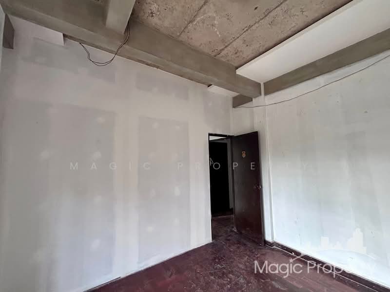 ให้เช่า อาคารพาณิชย์ ใน ซอยสุขุมวิท 39, กรุงเทพ, คลองตันเหนือ, วัฒนา, กรุงเทพ, 260 ตร.ม., ตึกแถว-อาคารพาณิชย์ ให้เช่า, โดย Magic Property, 500195785 - DDproperty.com